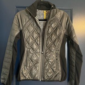 Lolë Puffer Jacket XS